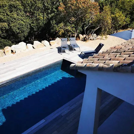 Pura Vida Villa Sainte-Lucie de Porto-Vecchio