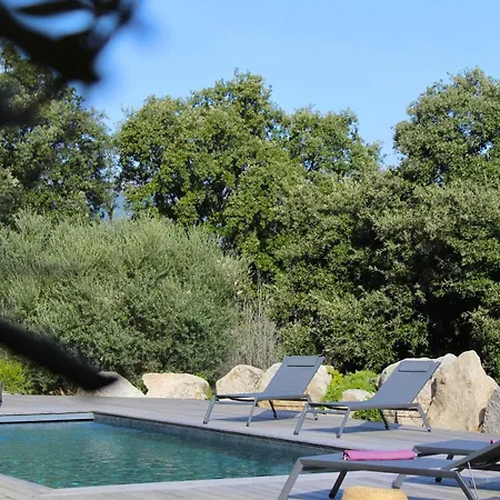 Pura Vida Villa Sainte-Lucie de Porto-Vecchio